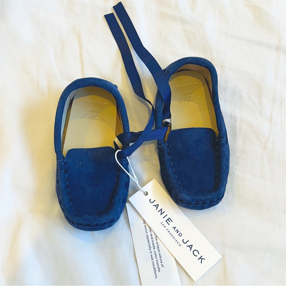 Suede driving shoes, never worn, dark blue , size 4 baby toddler